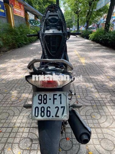 Suzuki Axelo Côn tự động Đen trắng có gl xe
