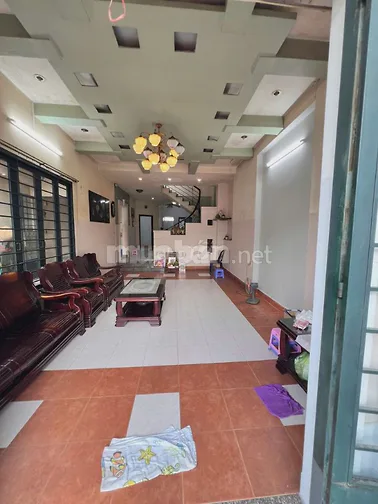 NHÀ CHO THUÊ NGUYÊN CĂN (SÂN VƯỜN TRƯỚC/SAU)