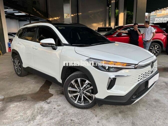 Toyota Corolla Cross 1.8V 2025 siêu lướt 1500km