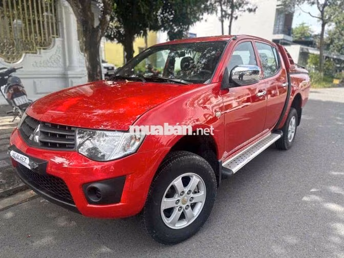 Mitsubishi Triton 4x4MT 2014 Số sàn Đỏ