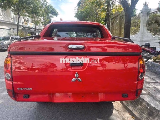 Mitsubishi Triton 4x4MT 2014 Số sàn Đỏ