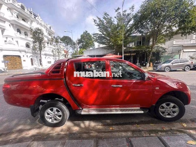 Mitsubishi Triton 4x4MT 2014 Số sàn Đỏ