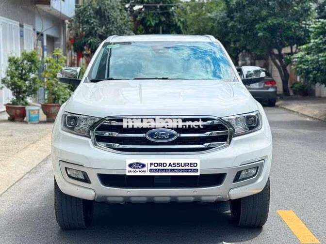 Ford Everest Titanium 4x4 2019 Trắng 54.000 km