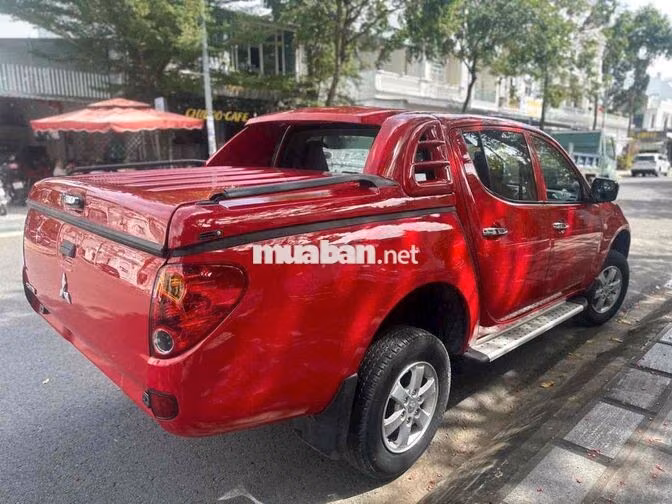 Mitsubishi Triton 4x4MT 2014 Số sàn Đỏ