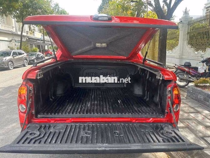 Mitsubishi Triton 4x4MT 2014 Số sàn Đỏ