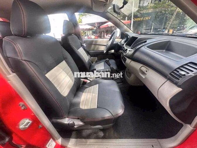 Mitsubishi Triton 4x4MT 2014 Số sàn Đỏ
