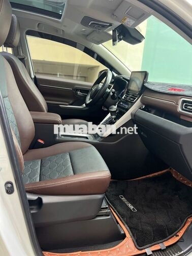 Innova Hybrid 2024 lướt 11.000 km bảo hành hãng