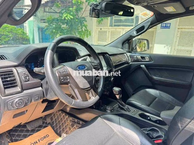 Ford Everest Titanium 4x4 2019 Trắng 54.000 km