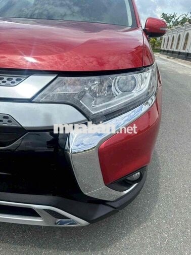 Mitsubishi Outlander CVT STD 2022 Đỏ 7 chỗ