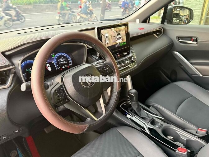 Toyota Corolla Cross 1.8V 2025 siêu lướt 1500km