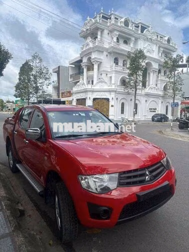 Mitsubishi Triton 4x4MT 2014 Số sàn Đỏ
