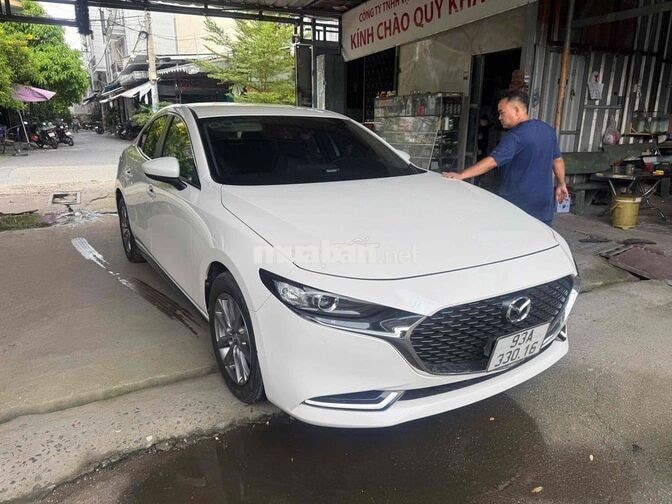 Mazda 3 bản luxury 2022 ,99ngàn ( ko bán lái )