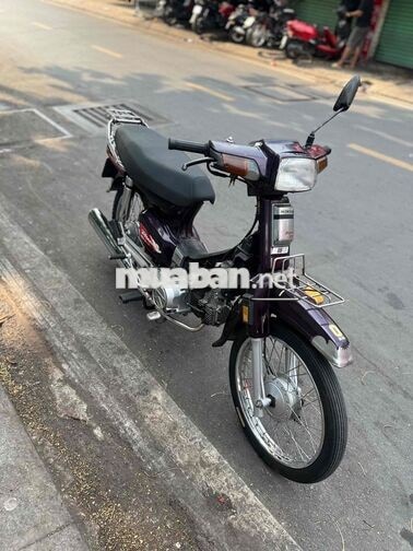 Honda Dream Thái BSTP
