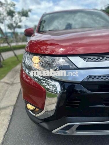 Mitsubishi Outlander CVT STD 2022 Đỏ 7 chỗ