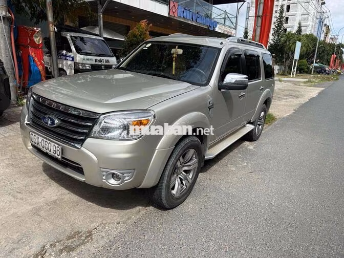 Ford Everest 2010 Số tự động Vàng cát