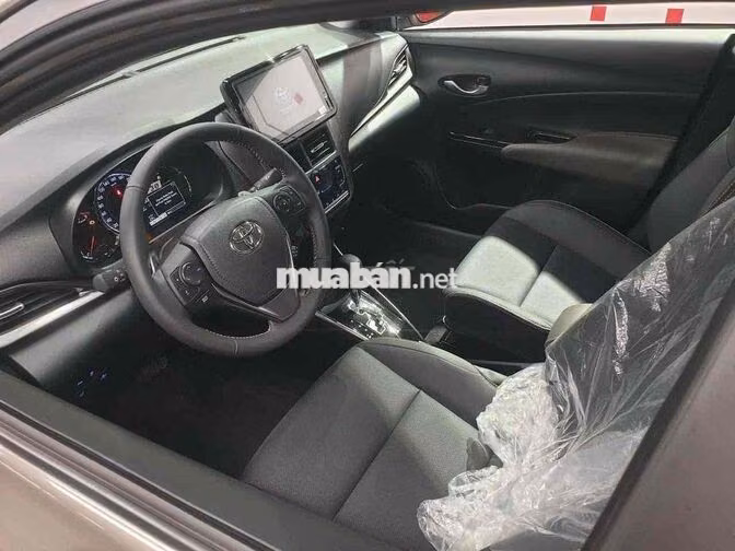 Toyota Vios 2024 Đen 5 chỗ