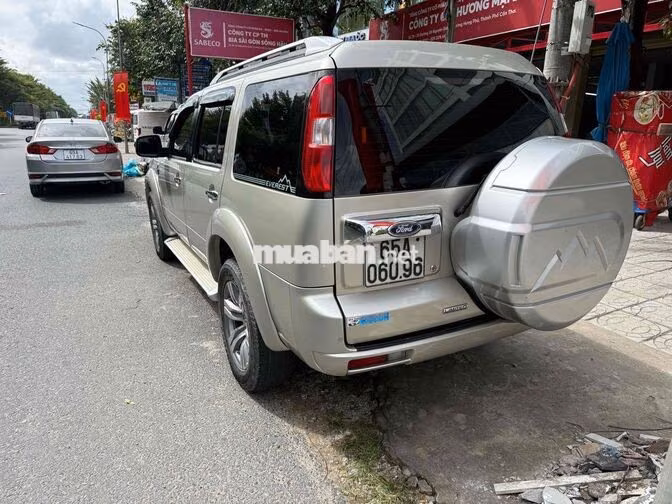Ford Everest 2010 Số tự động Vàng cát
