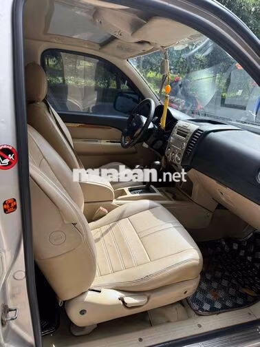 Ford Everest 2010 Số tự động Vàng cát
