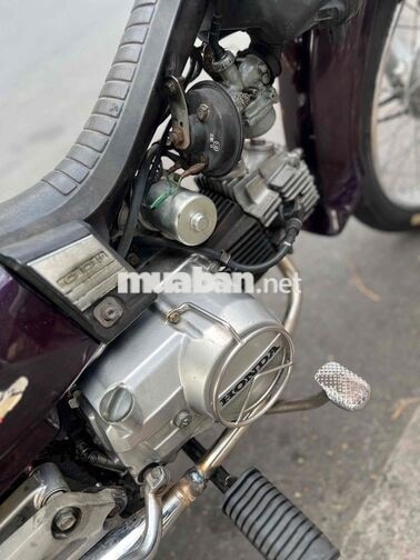 Honda Dream Thái BSTP