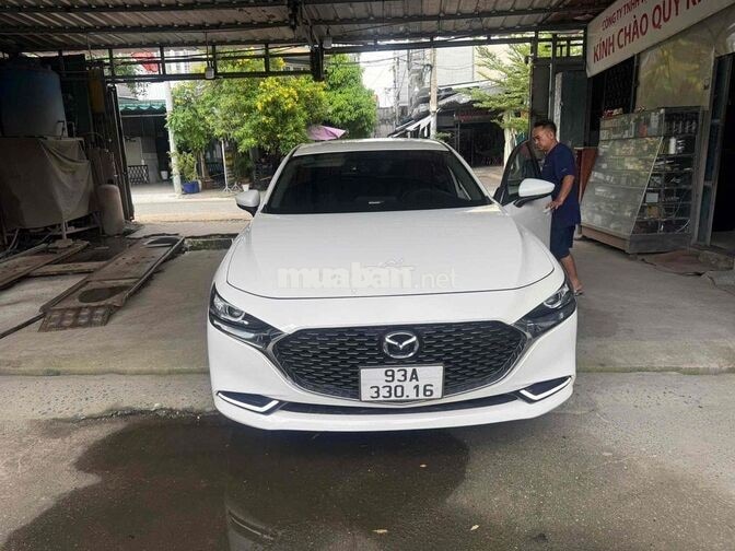 Mazda 3 bản luxury 2022 ,99ngàn ( ko bán lái )