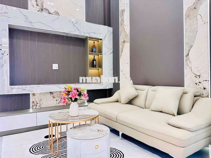 Nhà 1T 1L hẻm 5 Lê Quang Chiểu 6,8m x 6m ( thực tế 8m ) Hoàn Công