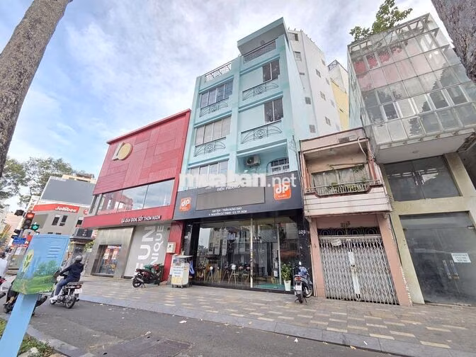 🏛7,2mx5m🏛Nhà mặt tiền ngã tư Trần Hưng Đạo & Nguyễn Văn Cừ, Quận 1❌