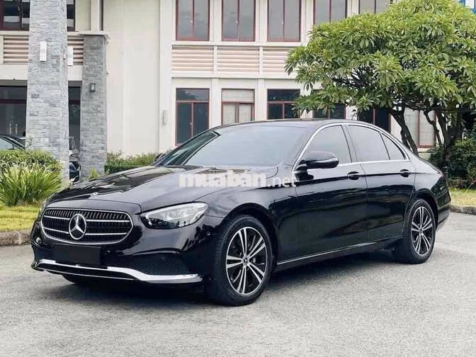 Mercedes E180 V1 2022 Lướt 21.000km
