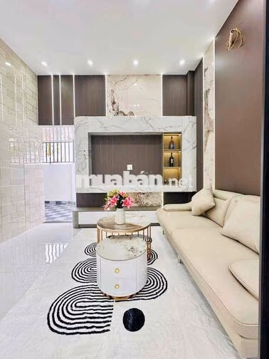 Nhà 1T 1L hẻm 5 Lê Quang Chiểu 6,8m x 6m ( thực tế 8m ) Hoàn Công
