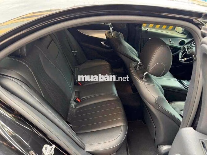 Mercedes E180 V1 2022 Lướt 21.000km