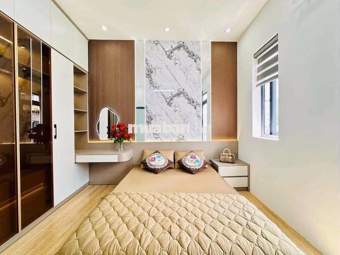 Nhà 1T 1L hẻm 5 Lê Quang Chiểu 6,8m x 6m ( thực tế 8m ) Hoàn Công