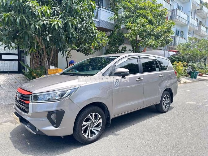 Toyota Innova SX 2024 7 chỗ xe đẹp