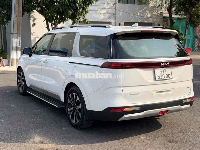 KIA Carnival 2.2 Luxury 2022 BH 1 NĂM HỖ TRỢ VAY