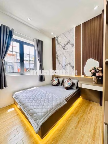 Nhà 1T 1L hẻm 5 Lê Quang Chiểu 6,8m x 6m ( thực tế 8m ) Hoàn Công