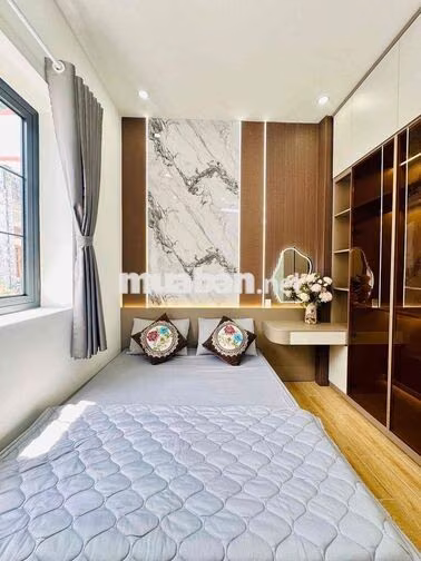 Nhà 1T 1L hẻm 5 Lê Quang Chiểu 6,8m x 6m ( thực tế 8m ) Hoàn Công