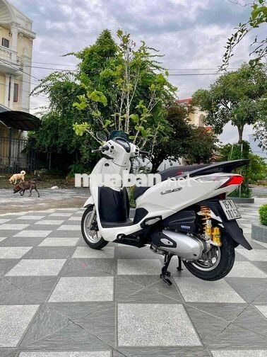 Honda Lead 125 Trắng