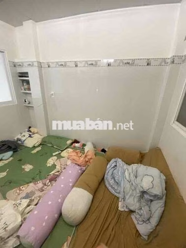 Bán nhà 3 Tầng, sát chợ Xóm Củi quận 8, ngang 3,3m x 6,5m, nhỉnh 3 tỷ