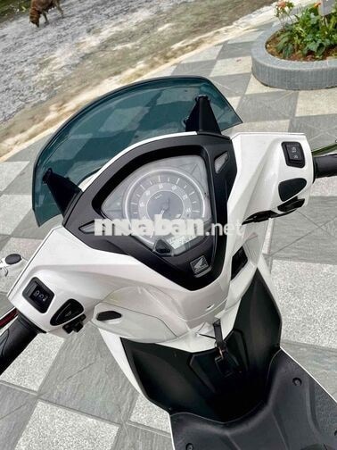 Honda Lead 125 Trắng