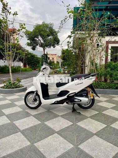 Honda Lead 125 Trắng
