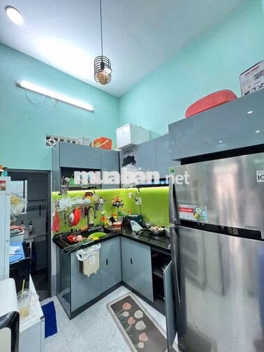 Cho thuê nguyên căn 2pn, sát hẻm xe hơi thông, Đg số 59 P14 gòvấp