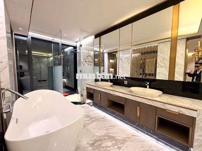 Cho thuê nhanh căn 3PN 121m² Vinhomes Golden River  – 33 triệu/ tháng