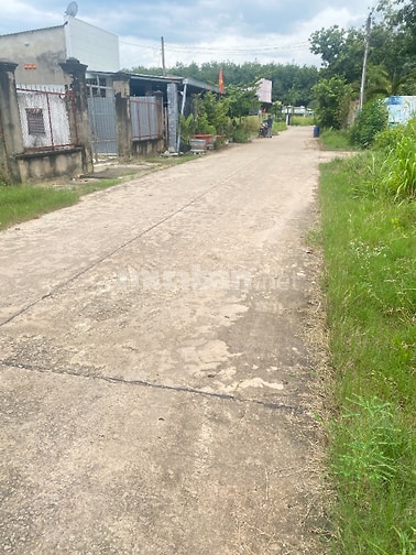 599tr sở hữu lô đất ngay KCN Becamex Chơn Thành, sát đường 32m về TTHC