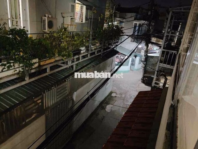 Cho thuê phòng sau chợ Bình triệu 50m2
