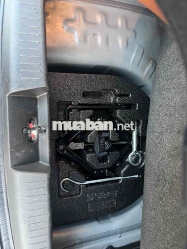 VinFast Fadil 2019 Tiêu chuẩn 1.4 Bạc 76000 km