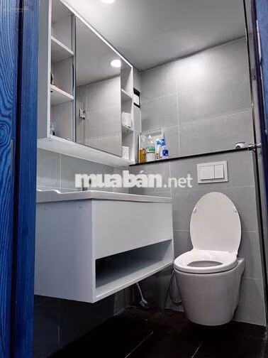 Bán căn hộ Quận 1, 22.4m2, Sổ hồng riêng