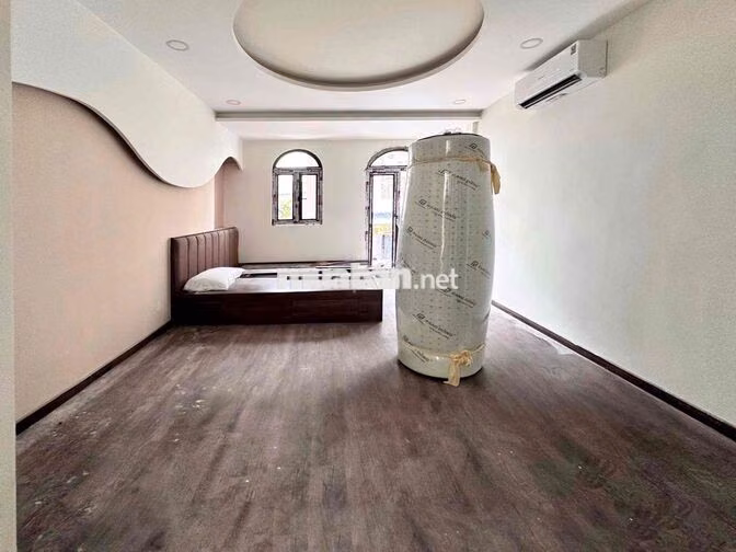 CHÍNH CHỦ CHO THUÊ NHÀ NGUYÊN CĂN MỚI 100% NGAY CẦU ÔNG LÃNH