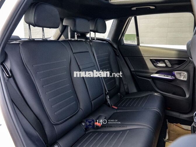 Mercedes-Benz GLC 300 | Ưu đãi lên đến 568 triệu
