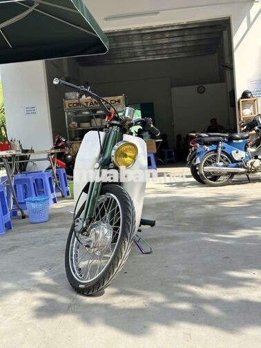 Honda Cub kiển Xanh, Trắng Carbon