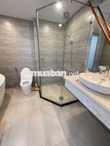 Cần cho thuê nhà MT 75A Bàu Cát 3 P.12 Q.Tân Bình gần khúc Đồng Đen