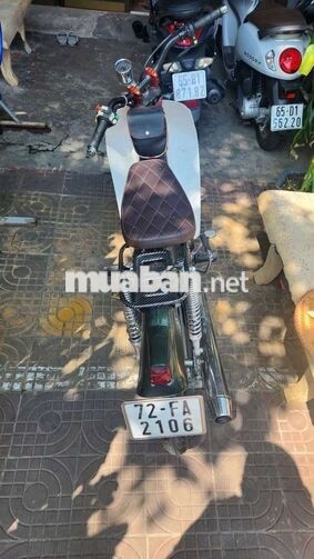 Honda Cub kiển Xanh, Trắng Carbon