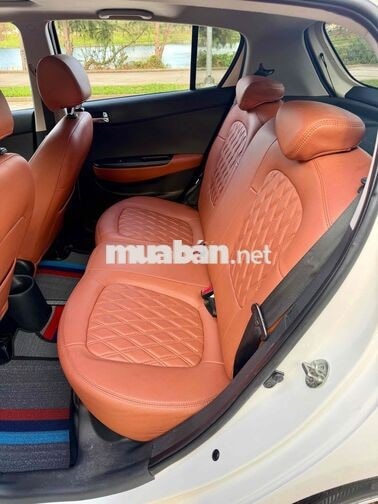 Hyundai I20 CW 1.4AT 2013 Trắng Tự động